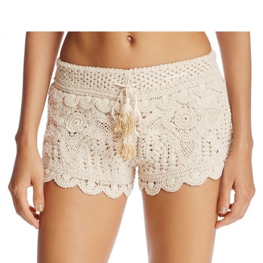 NWT Surf Gypsy Crochet Shorts M
